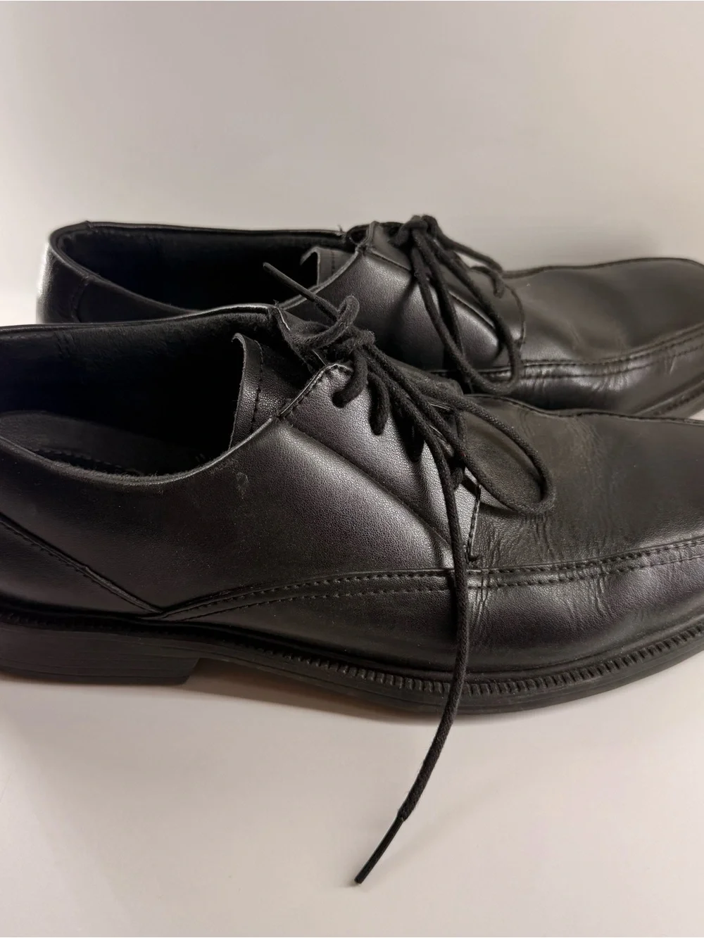 Size 8 Men - Bostonian Lites Men’s Black Leather Dress Shoes